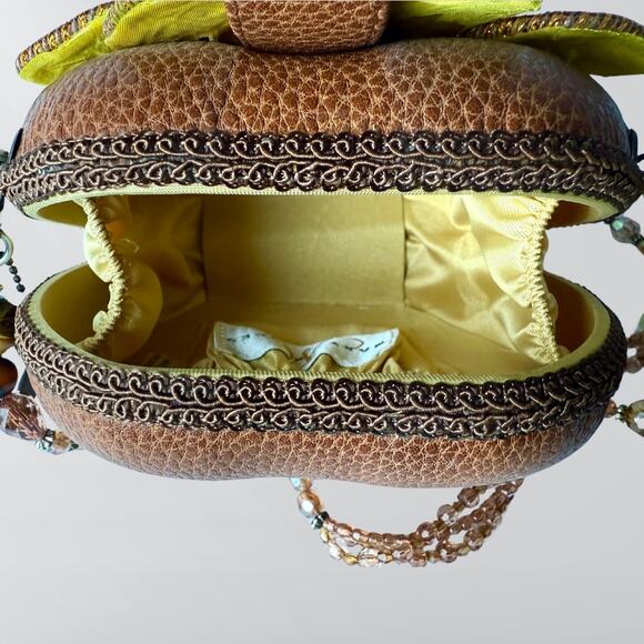 Mary Frances Bee Happy Bumblebee Beaded Crystals & Gems Leather Purse - Picture 8 of 9